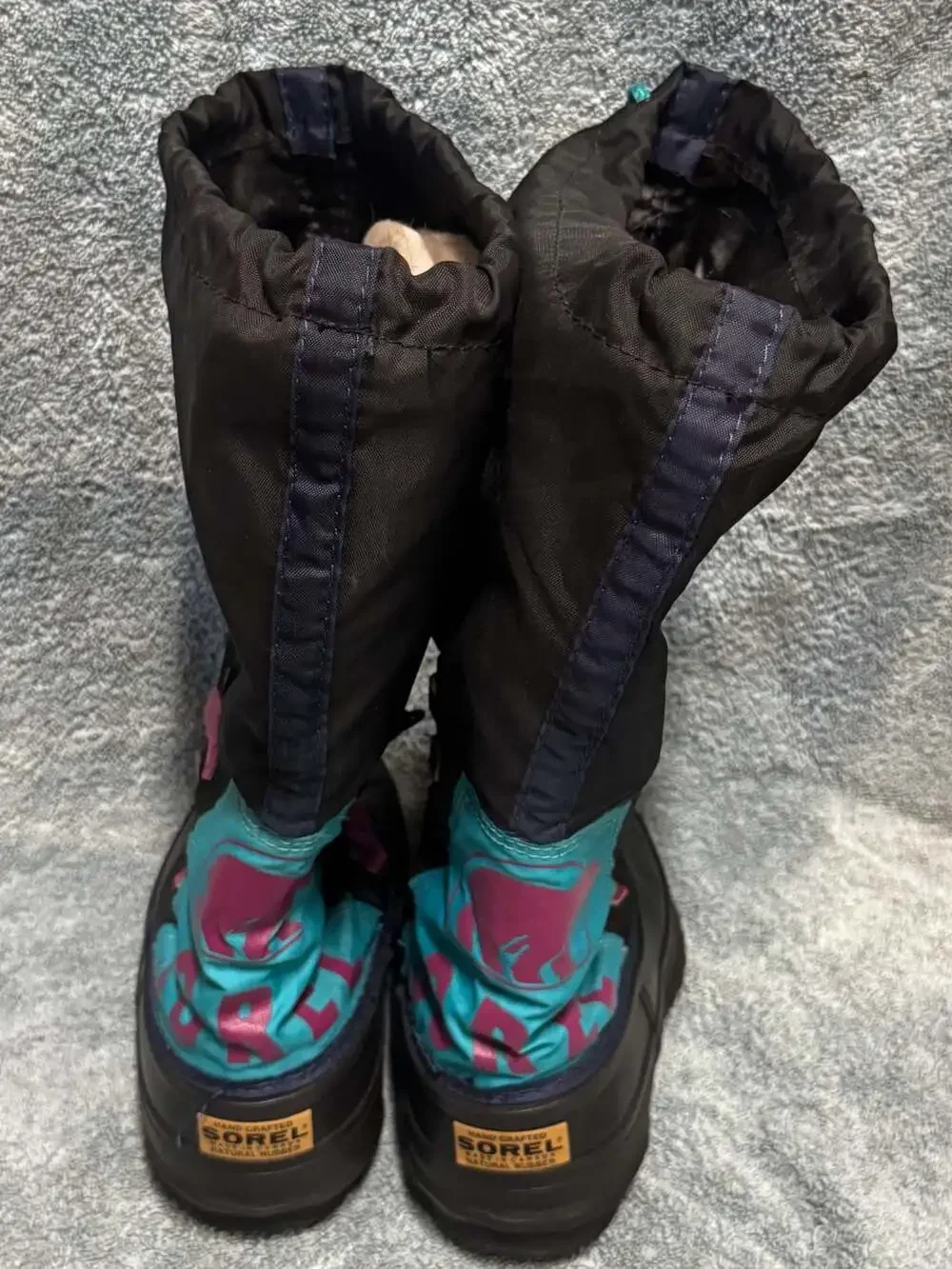 Vintage Sorel Hand Crafted Snow Boots Black Rubber Nylon Turquoise Pink Sz 6